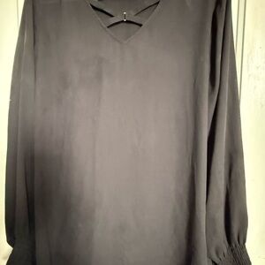 Maurices Classic Black Top